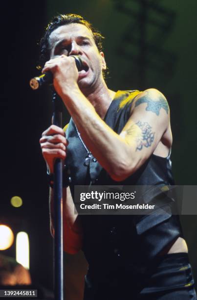 Dave Gahan of Depeche Mode performs at Shoreline Amphitheatre on August 4, 2001 in Mountain View, California.