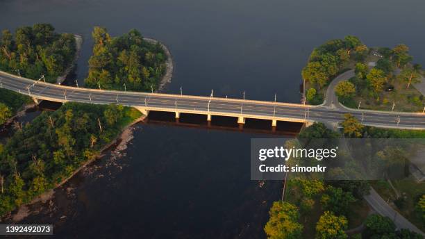 view of champlain bridge - ottawa city stock pictures, royalty-free photos & images