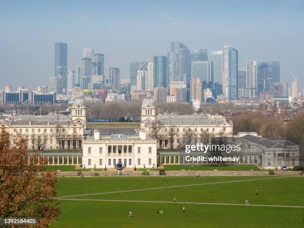 office blocks in london's docklands from greenwich - greenwich stock pictures, royalty-free photos & images