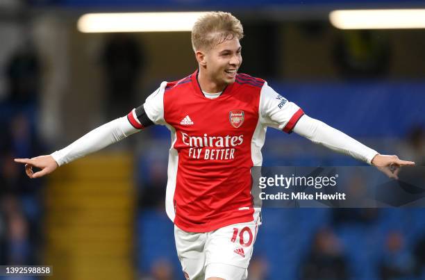Emile Smith Rowe of Arsenal celebrates after scoring their team's second goal during the Premier League match between Chelsea and Arsenal at Stamford...
