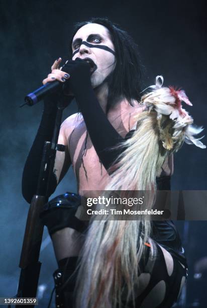 Marilyn Manson performs during Ozzfest 2001 at Shoreline Amphitheatre on June 29, 2001 in Mountain View, California.