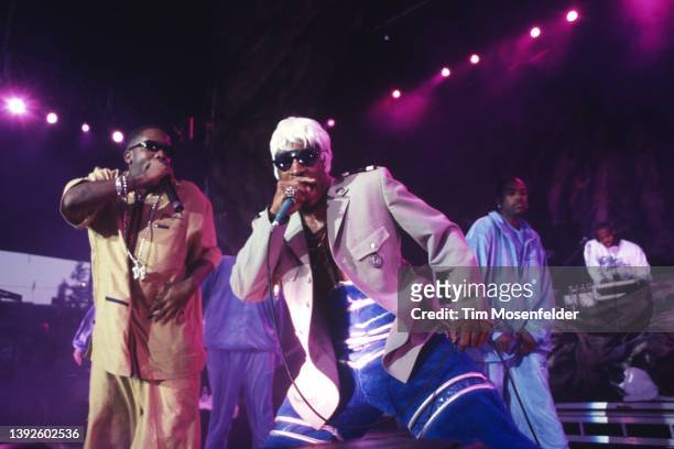 Big Boi and Andre 3000 of Outkast perform during the Area One tour at Shoreline Amphitheatre on July 31, 2001 in Mountain View, California.