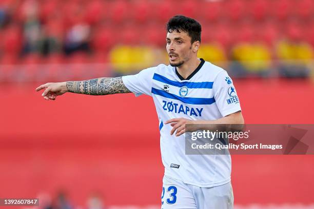 Ximo Navarro of Deportivo Alaves reacts during the LaLiga Santander match between RCD Mallorca and Deportivo Alaves at Estadio de Son Moix on April...