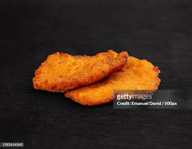 two chicken schnitzel,close-up of food on table - cutlets fotografías e imágenes de stock