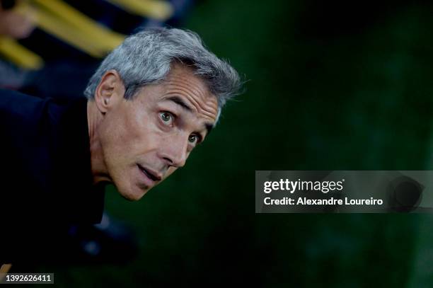 Head Coach of Flamengo Paulo Sousa reacts during the match between Flamengo and Palmeiras as part of Brasileirao Series A 2022 at Maracana Stadium on...