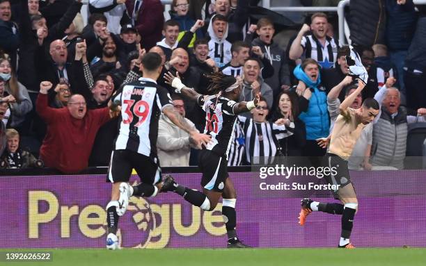 Newcastle player Miguel Almiron celebrates after scoring the winning goal during the Premier League match between Newcastle United and Crystal Palace...