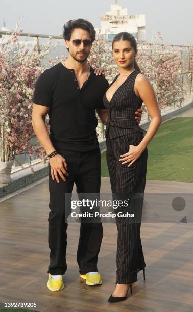 1,293 Tiger Shroff Photos and Premium High Res Pictures - Getty Images 1,293 Tiger Shroff Photos and Premium High Res Pictures - Getty Images