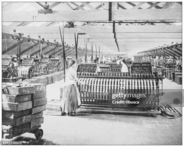 antikes foto von irland: leinenfabrik, belfast - produktionsband stock-grafiken, -clipart, -cartoons und -symbole