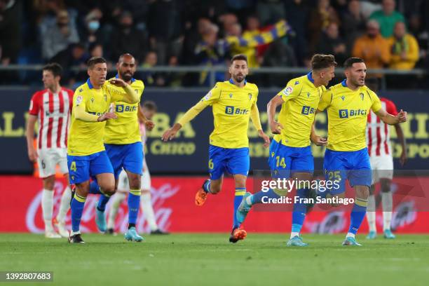 Lucas Perez of Cadiz CF celebrates his goal during the LaLiga Santander match between Cadiz CF and Athletic Club at Estadio Nuevo Mirandilla on April...