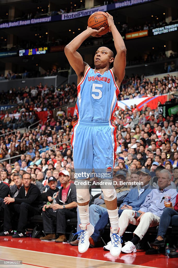 San Antonio Spurs v Los Angeles Clippers