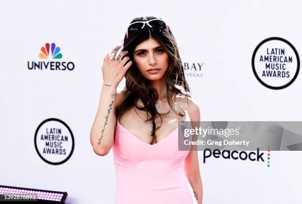 Mia Khalifa arrives at the 2022 Latin American Music Awards at Michelob ULTRA Arena on April 21, 2022 in Las Vegas, Nevada.