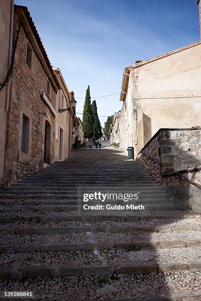 famous stairway in pollenca, mallorca. - pollenca steps stock pictures, royalty-free photos & images