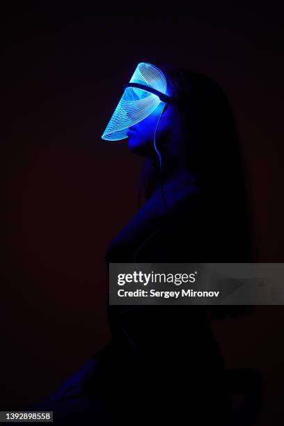 Diode Mask Diode Light Therapy Photos and Premium High Res Pictures - Getty Images