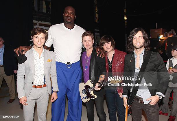 Singer Ryan Follese, host Shaquille O'Neal and musicians Nash Overstreet, Jamie Follese and Ian Keaggy of Hot Chelle Rae attend the 2012 Cartoon...