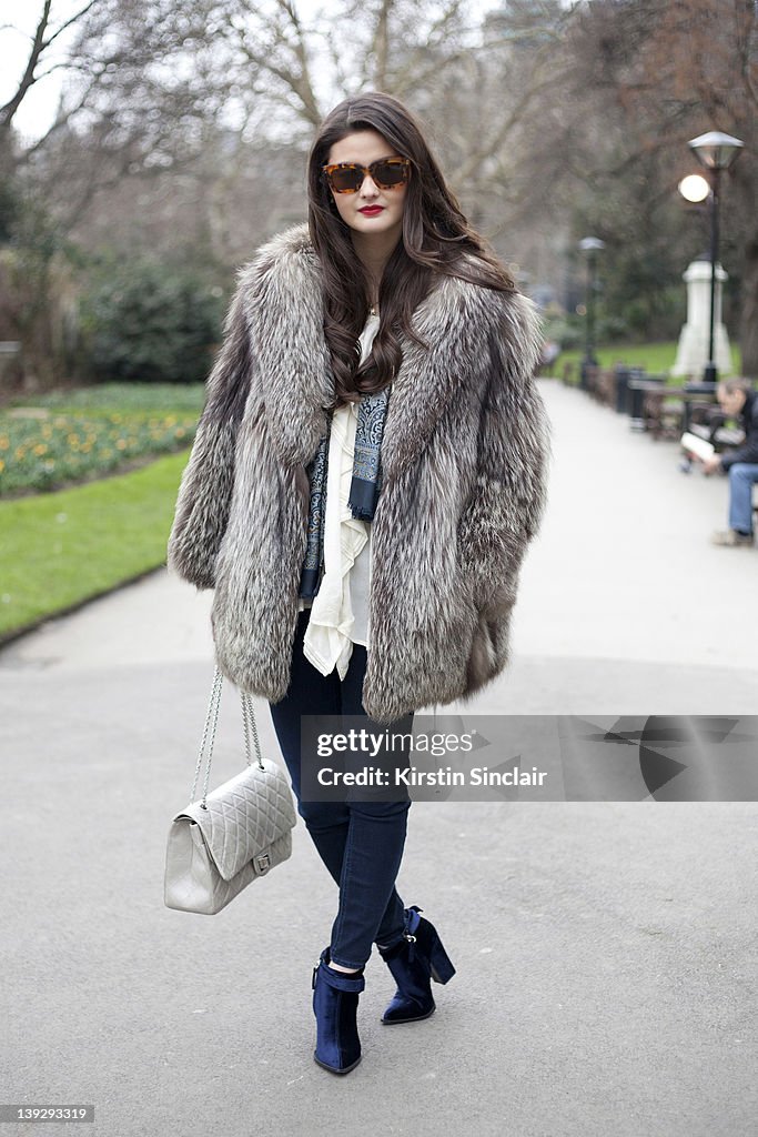 Blogger Peony Lim wearing vintage jacket and scarf, Thakoon boots ...
