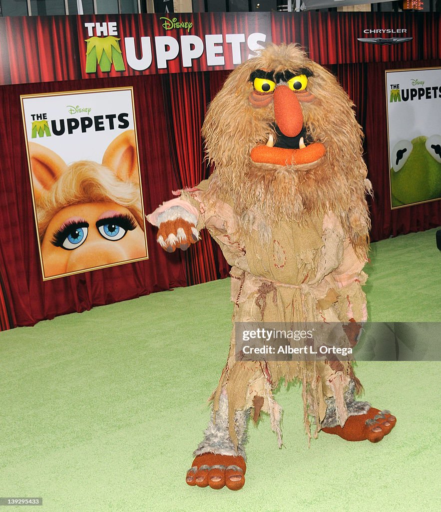 "The Muppets" Los Angeles Premiere - Arrivals