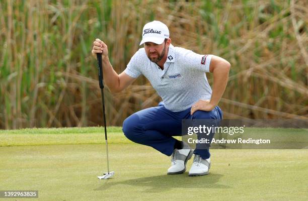 Scott Jamieson of Scotland on the 18th hole during the second round of the ISPS Handa Championship at Lakes Course, Infinitum on April 22, 2022 in...