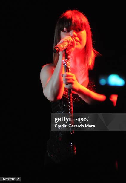 Kelly Clarkson performs At Universal Orlando's Mardi Gras at Universal Orlando on February 18, 2012 in Orlando, Florida.