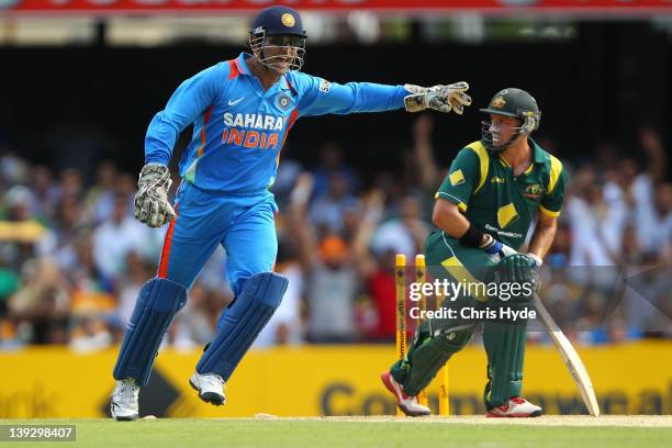 Dhoni of India apeals the wicket of Mike Hussey of Australia during game seven of the One Day International series between Australia and India at The...