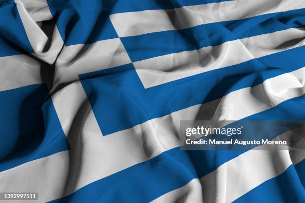 flag of greece - crisis de la deuda de la eurozona fotografías e imágenes de stock
