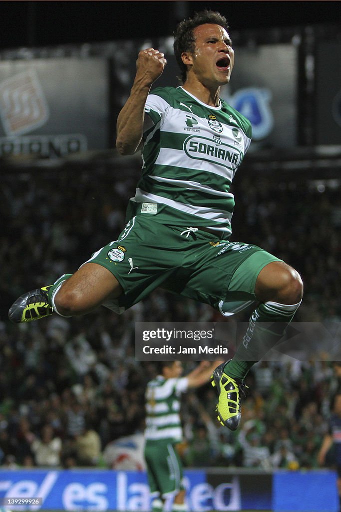 Santos v Monterrey - Clausura 2012