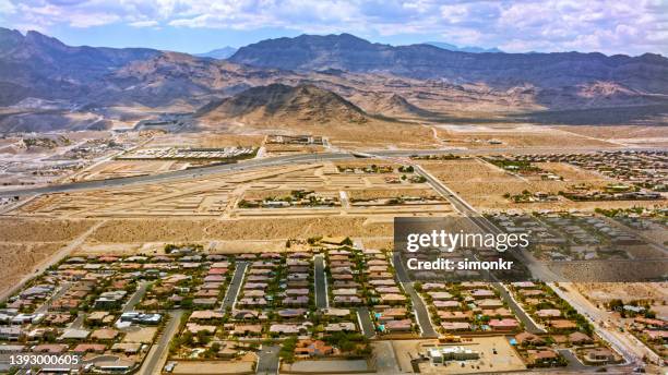 houses and desert landscape - nevada house stock pictures, royalty-free photos & images