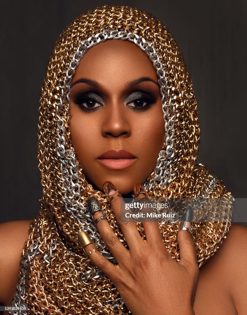 Singer/songwriter Deborah Cox is photographed for C'est Prune... News