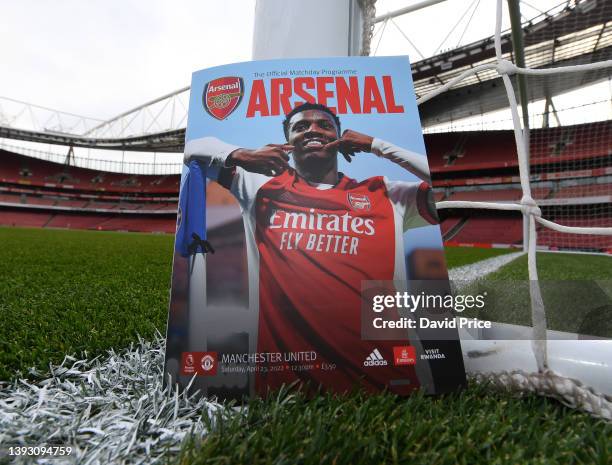 Arsenal Programme Photos and Premium High Res Pictures - Getty Images