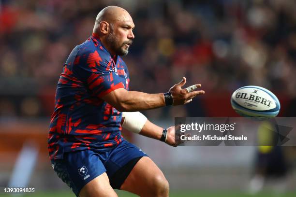 John Afoa of Bristol Bears feeds a pass during the Gallagher Premiership Rugby match between Bristol Bears and Gloucester Rugby at Ashton Gate on...