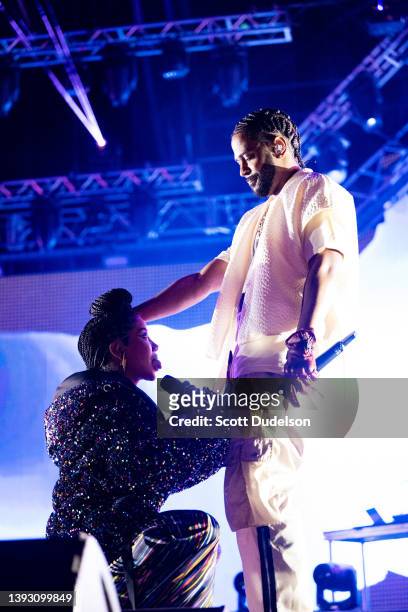 Singers Jhené Aiko and Big Sean perform in the Sahara Tent during Day 1, Week 2 of Coachella Valley Music and Arts Festival on April 22, 2022 in...