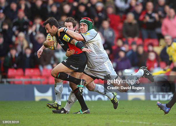 Neil de Kock of Saracens breaks clear of the the tackle from Marcos Ayerza to score the first try during the Aviva Premiership match between Saracens...