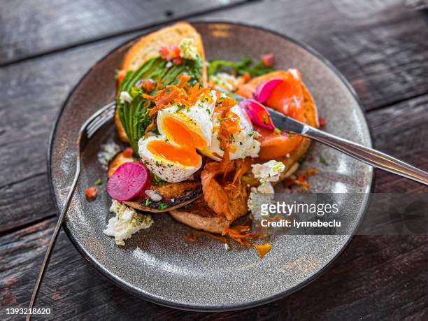 cafe breakfast - smoked salmon stock pictures, royalty-free photos & images