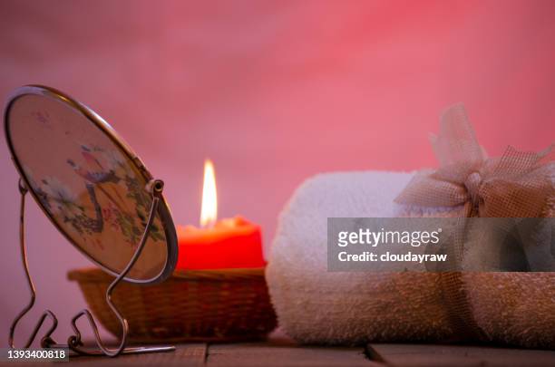 candle spa relax - cuidado stock pictures, royalty-free photos & images