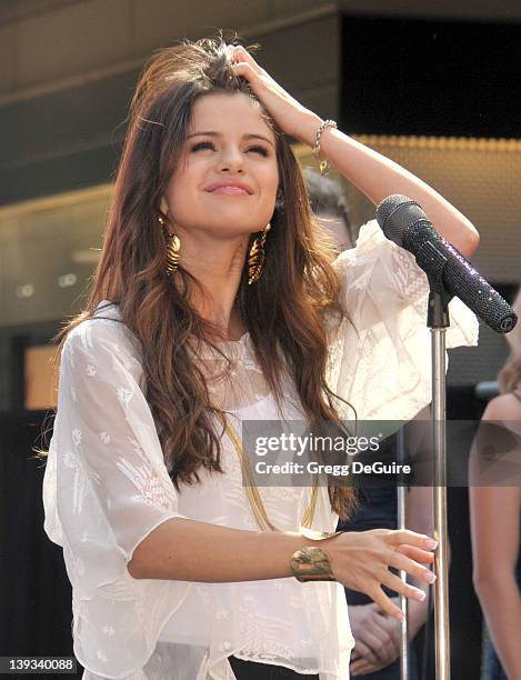 Selena Gomez performs for the "Monte Carlo" 9-City Mall Tour at the Santa Monica Place Mall on June 13, 2011 in Santa Monica, California.