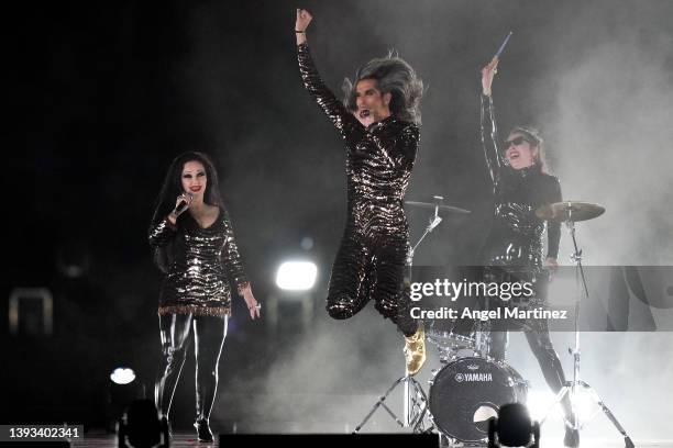 Musicians Olvido Gara 'Alaska' and Mario Vaquerizo perform prior to the Copa del Rey final match between Real Betis and Valencia CF at Estadio La...