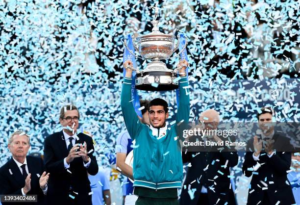 Carlos Alcaraz of Spain celebrates with the trophy after winning their match against Pablo Carreño Busta of Spain during Day seven of Barcelona Open...