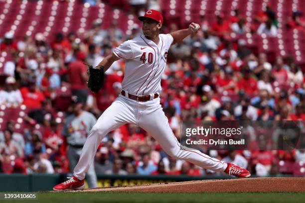 Nick Lodolo of the Cincinnati Reds pitches in the first inning against the St. Louis Cardinals at Great American Ball Park on April 24, 2022 in...