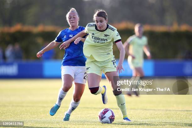 Vivianne Miedema of Arsenal Women battles with Hanna Bennison of Everton during the Barclays FA Women's Super League match between Everton Women and...