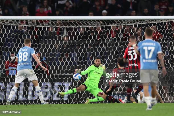 Sandro Tonali of AC Milan scores their team's second goal during the Serie A match between SS Lazio and AC Milan at Stadio Olimpico on April 24, 2022...