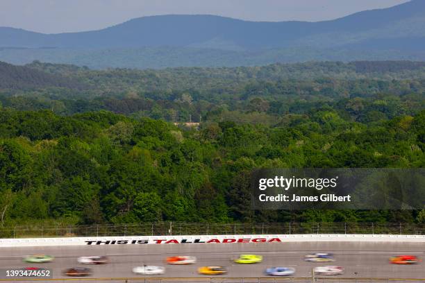 General view of racing during the NASCAR Cup Series GEICO 500 at Talladega Superspeedway on April 24, 2022 in Talladega, Alabama.