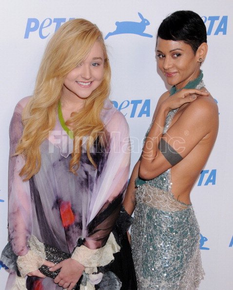 Persia White and daughter arrive...