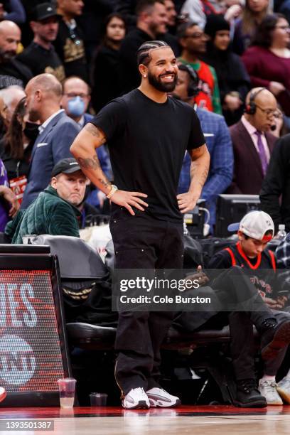 Drake Rapper Game Show Drake Photos and Premium High Res Pictures - Getty Images