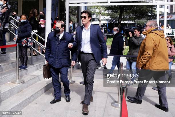 Luis Medina arrives at the Plaza Castilla courts to testify on April 24, 2022 in Madrid, Spain.