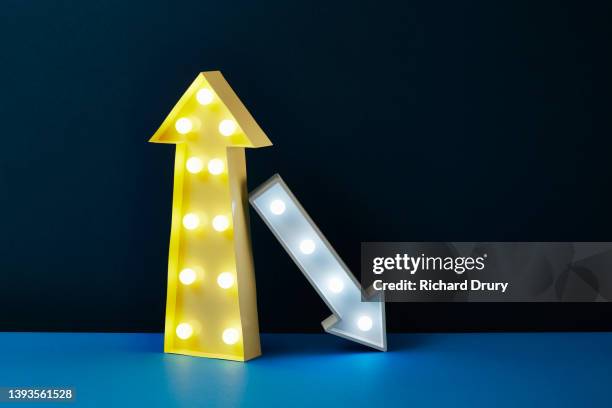 opposite directions - data comparison stock pictures, royalty-free photos & images