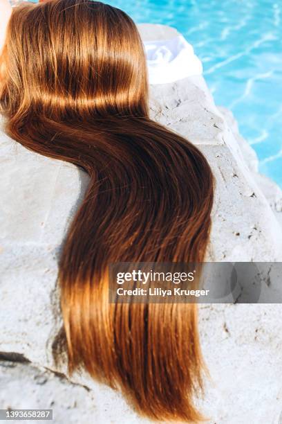 shiny long hair on a sunny day. - woman shampoo stock pictures, royalty-free photos & images