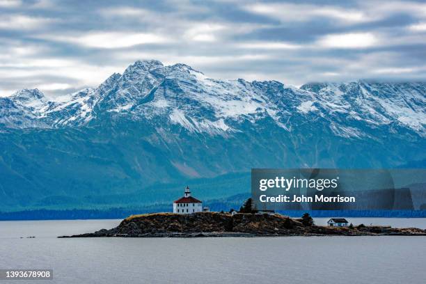 eldred rock lighthouse, a historic lighthouse adjacent to lynn canal in alaska - alaska amerikaanse staat stockfoto's en -beelden