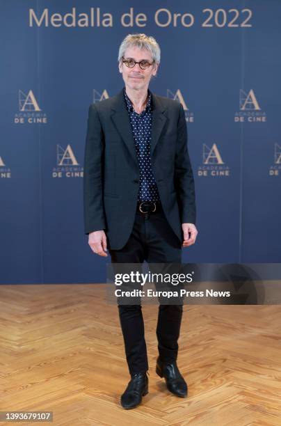 Guitarist Ariel Roth poses at the photocall for the 2022 Gold Medal of the Academy of Cinema, at the Academy of Cinema, on 25 April, 2022 in Madrid,...