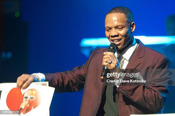 Devoe Singer 25 Photos & High Res Pictures - Getty Images