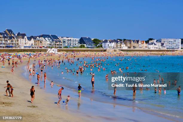 france, morbihan, presqu'île de quiberon, quiberon, port maria - quiberon imagens e fotografias de stock