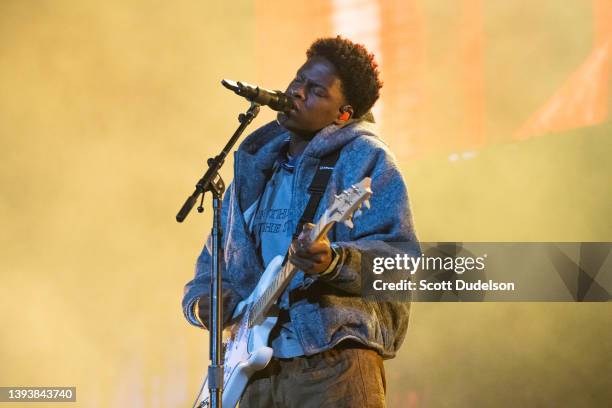 Caesar Singer 1,249 Daniel Caesar Photos & High Res Pictures - Getty Images